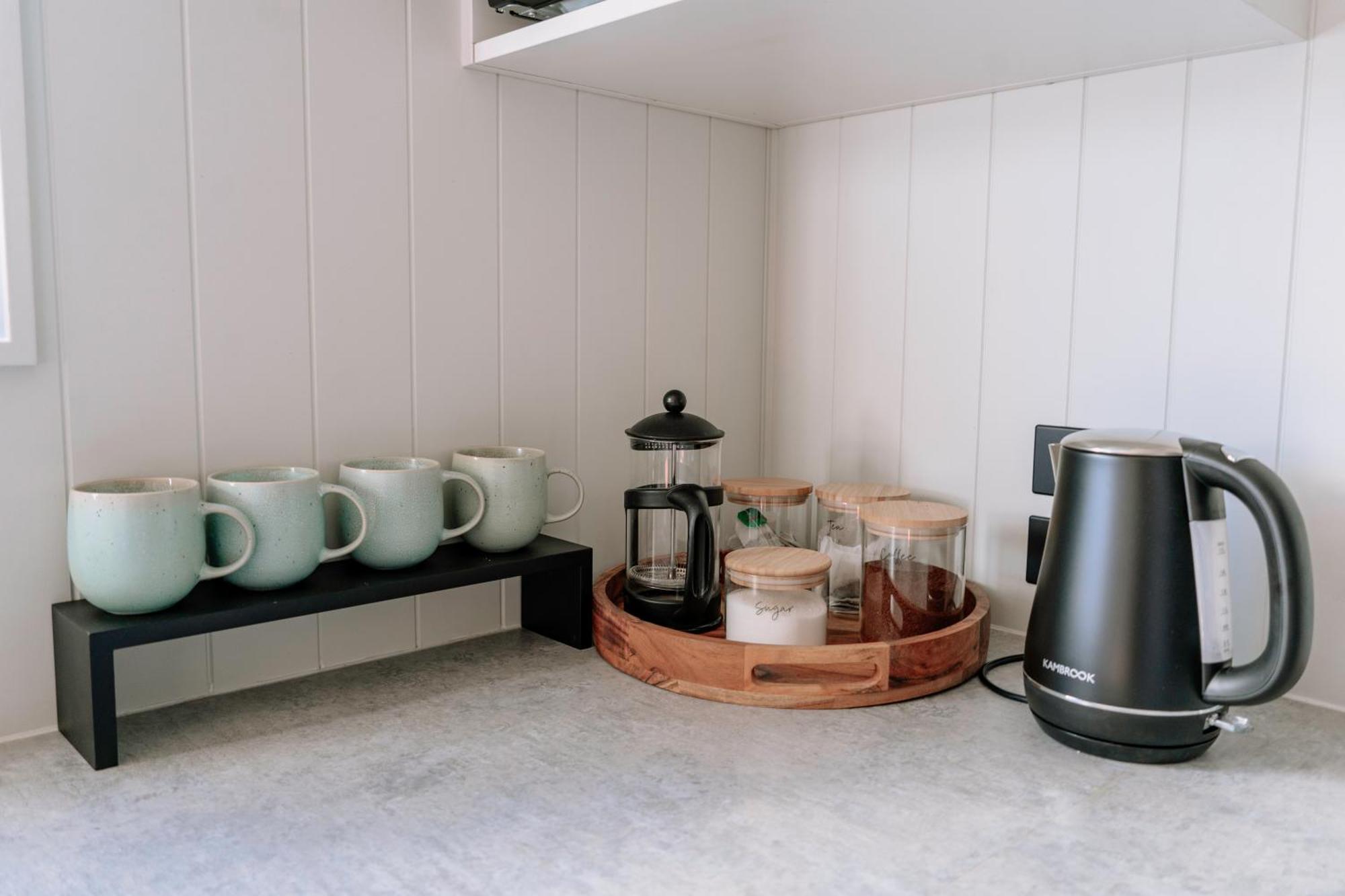 Mountain Cabin - Central, Cosy And Cute With Views Wanaka Exterior foto